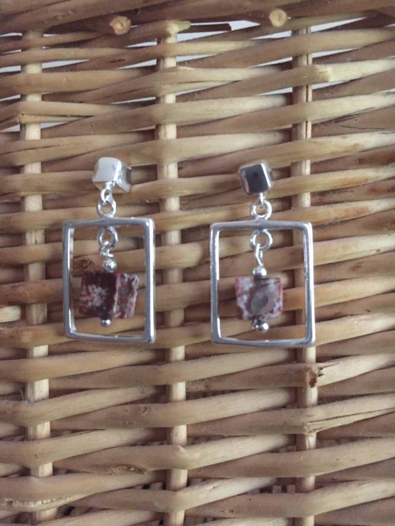 sterling Silber Rahmen Mit Jaspis Würfeln Und S/S Würfelpfählen sterling Silber Rahmen Mit Jaspis Würfeln Und S/S Würfelpfählen von thePearlyPanoply