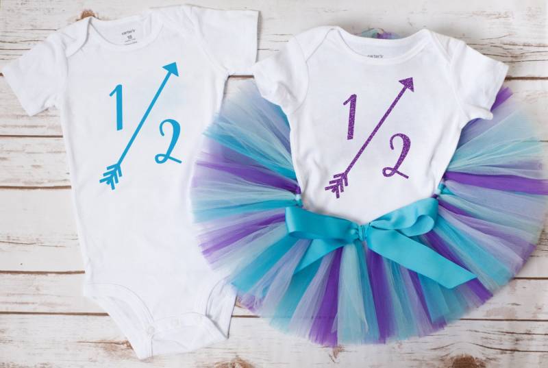 Blau Lila Zwillinge Junge Mädchen Outfit Halber Geburtstag "Audrey' von thePhotoPunks