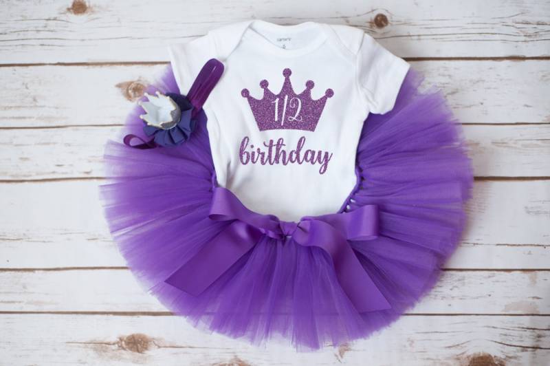 Lila Mädchen Geburtstagsparty Outfit "Violett' von thePhotoPunks