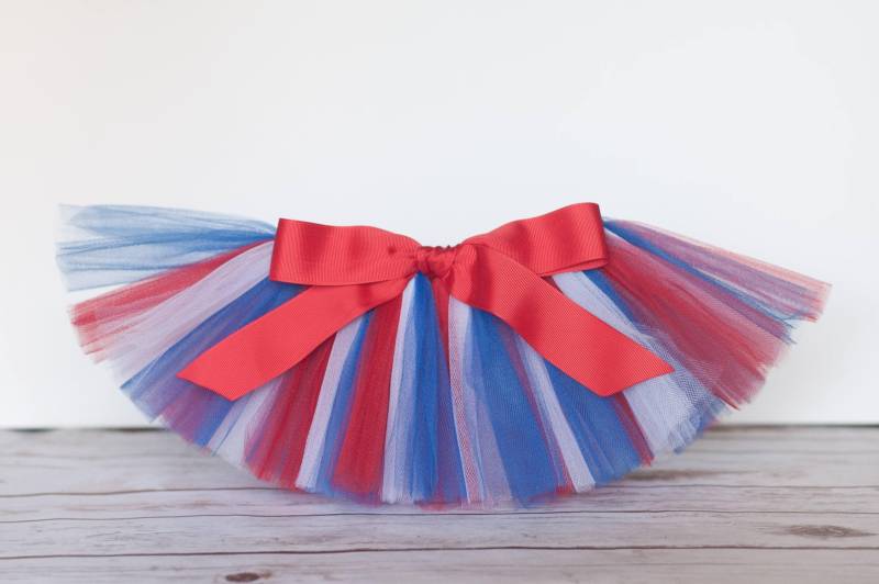 "Rot, Weiß Und Blau Feuerwerk Tutu "Betsy" Erste 4 von thePhotoPunks