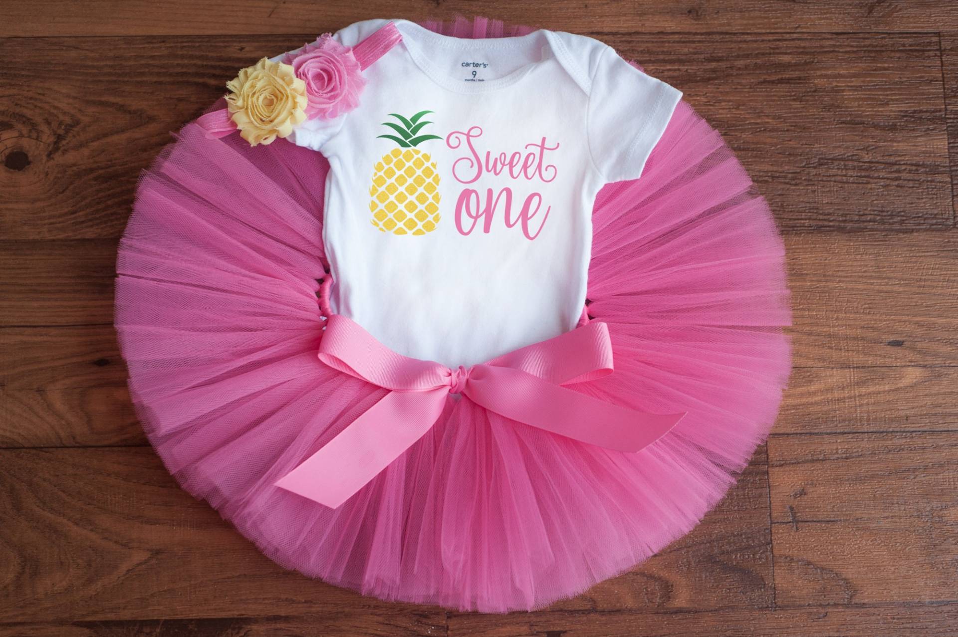 Sweet One Pineapple Ersten Geburtstag Outfit "Bubblegum' von thePhotoPunks