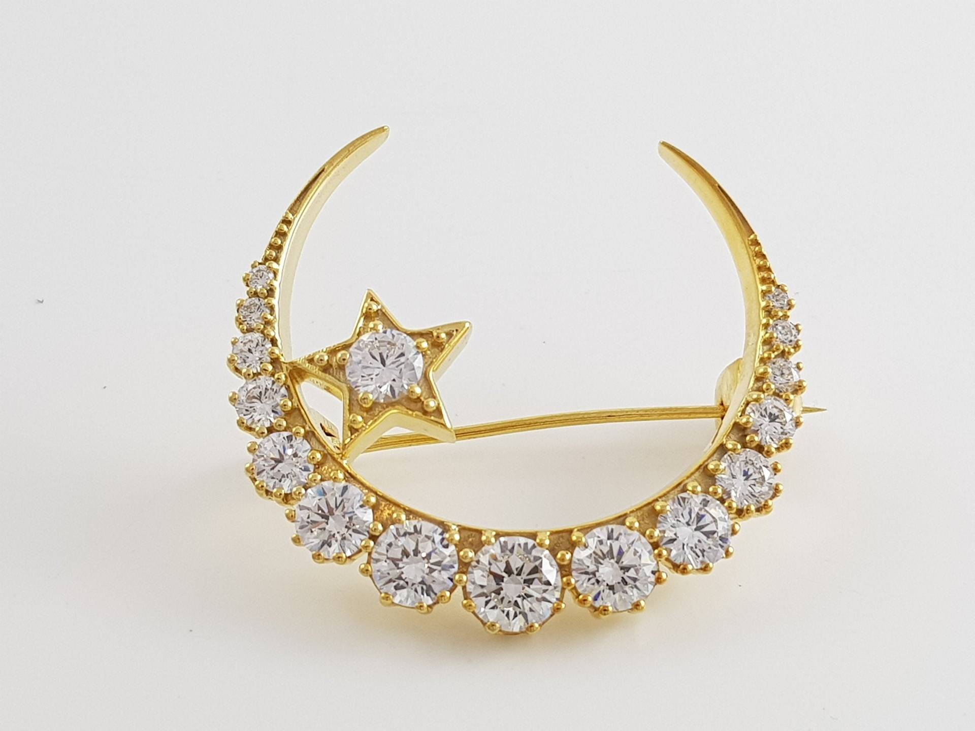 Halbmond Stern Pin Brosche 925 Sterling Silber Gelb Gold Überzogen Weiß Rundschliff Cz Jetzt Kaufen Handgemachte Diamant | Adastra Schmuck von theadastrajewelry