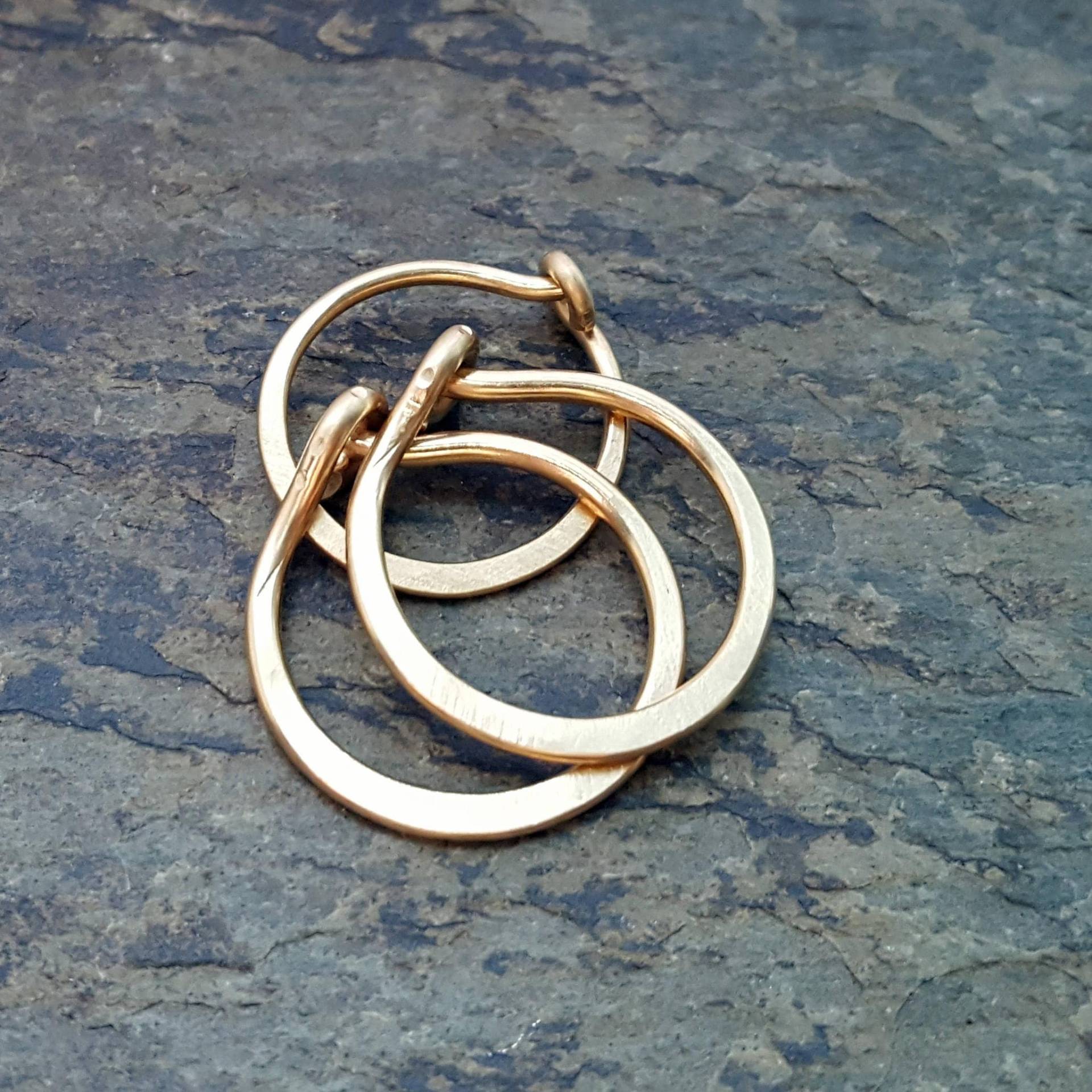 18G Satincreolen Gehämmerter Nasenring Oder Einzelner Knorpelohrring Individuell Reifen Primitive Serie Handmade By Thebeadedlily 18G Satincreolen Gehämmerter Nasenring Oder Einzelner Knorpelohrring Individuell Reifen Primitive Serie Handmade By Thebeadedlily von thebeadedlily