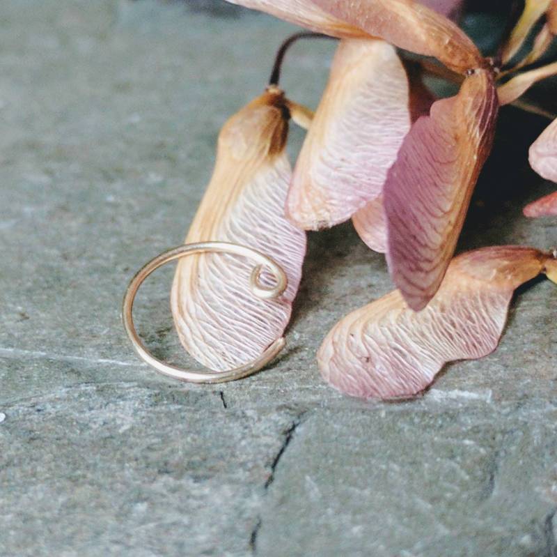 20G Unüberholt Nase RingSolide 14 K Gold, Gold Füllung Oder TitanPrimitive SerieHandgefertigt Von Derbeadedily 20G Unüberholt Nase RingSolide 14 K Gold, Gold Füllung Oder TitanPrimitive SerieHandgefertigt Von Derbeadedily von thebeadedlily