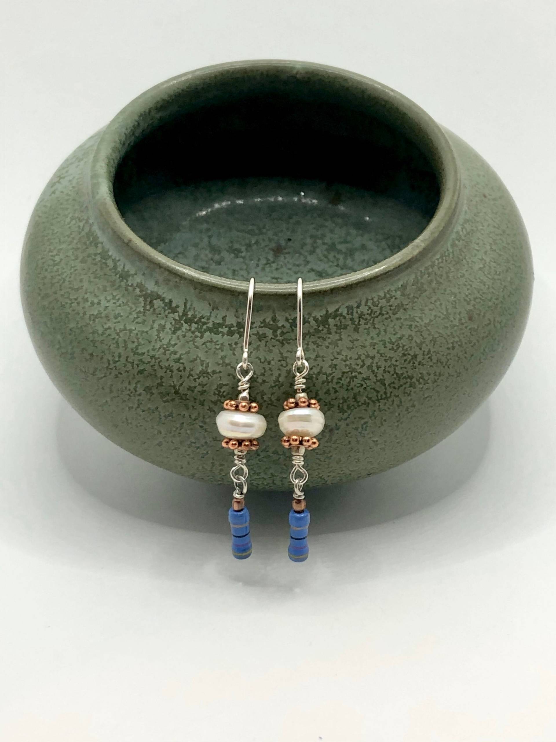Geek Chic Perle Widerstand Ohrringe Sterling Silber Boho Schmuck Geek Chic Perle Widerstand Ohrringe Sterling Silber Boho Schmuck von thebigbluebead
