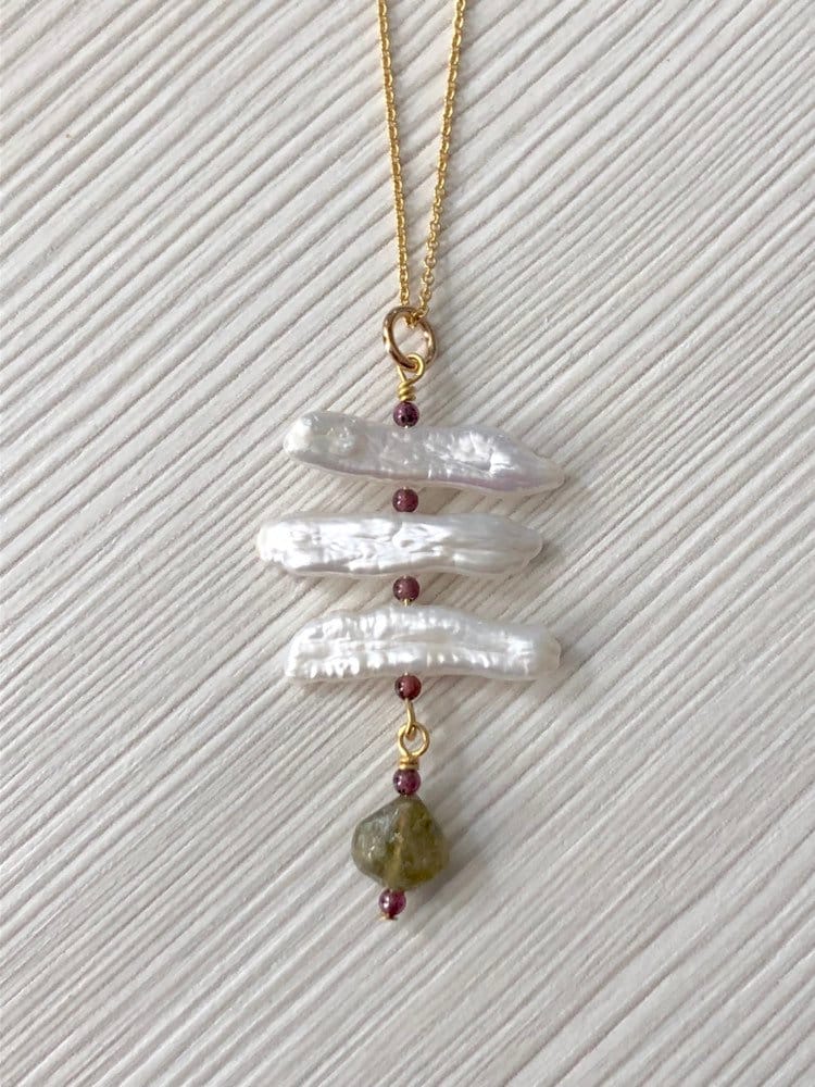 Januar Und Juni Geburtsstein Kette, Perle Mit Rote Grüne Granat, Handgemachter Schmuck, Boho Chic Style, Biwa Süsswasserperlen Januar Und Juni Geburtsstein Kette, Perle Mit Rote Grüne Granat, Handgemachter Schmuck, Boho Chic Style, Biwa Süsswasserperlen von thebigbluebead