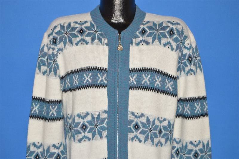 60Er Jahre Weiß Blau Schneeflocke Zip Up Strickjacke Pullover Medium 60Er Jahre Weiß Blau Schneeflocke Zip Up Strickjacke Pullover Medium von thecaptainsvintage