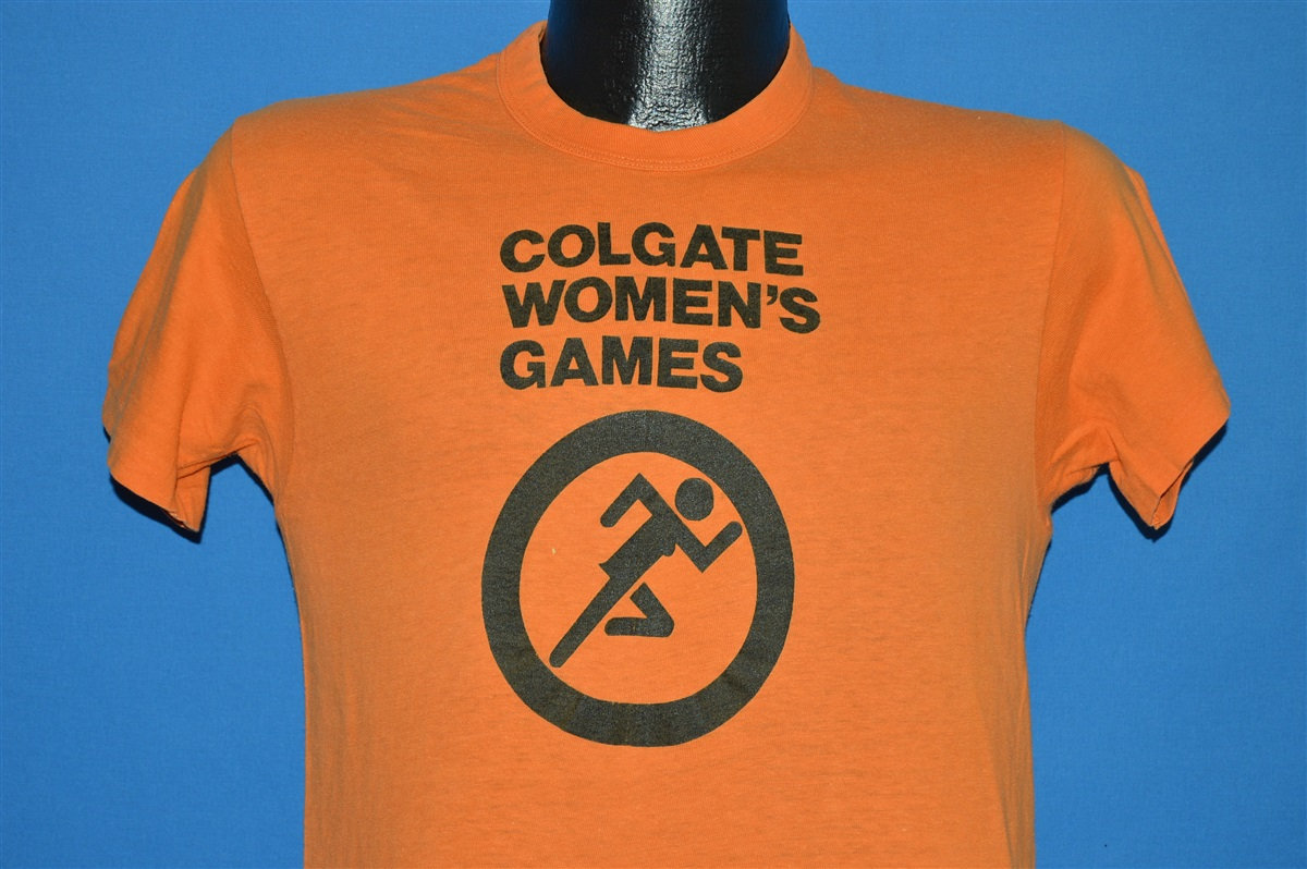 70Er Jahre Colgate Damen Spiele T-Shirt Small 70Er Jahre Colgate Damen Spiele T-Shirt Small von thecaptainsvintage