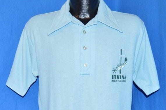 70Er Jahre Irvine High School Vaqueros Poloshirt Mittelgroß von thecaptainsvintage