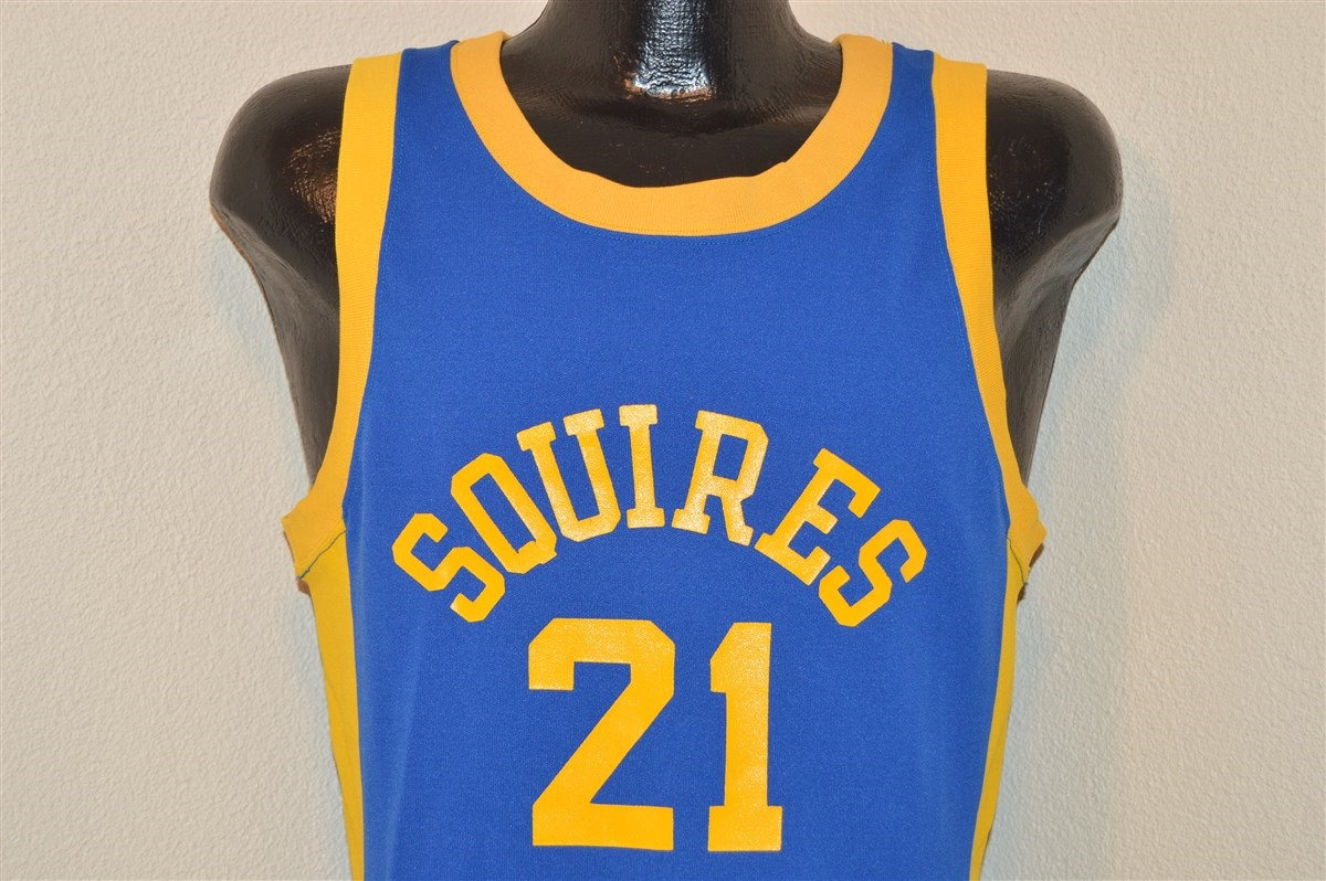 70Er Jahre Knappen Basketball Jersey T-Shirt Small 70Er Jahre Knappen Basketball Jersey T-Shirt Small von thecaptainsvintage
