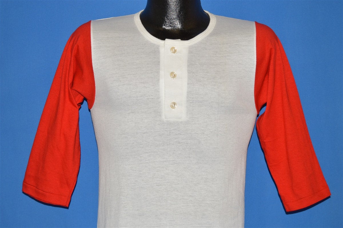 70Er Jahre Russel Athletic Deadstock Henley T-Shirt 70Er Jahre Russel Athletic Deadstock Henley T-Shirt von thecaptainsvintage