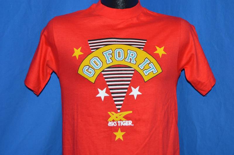80Er Jahre Asics Tiger Sneakers T-Shirt Small von thecaptainsvintage
