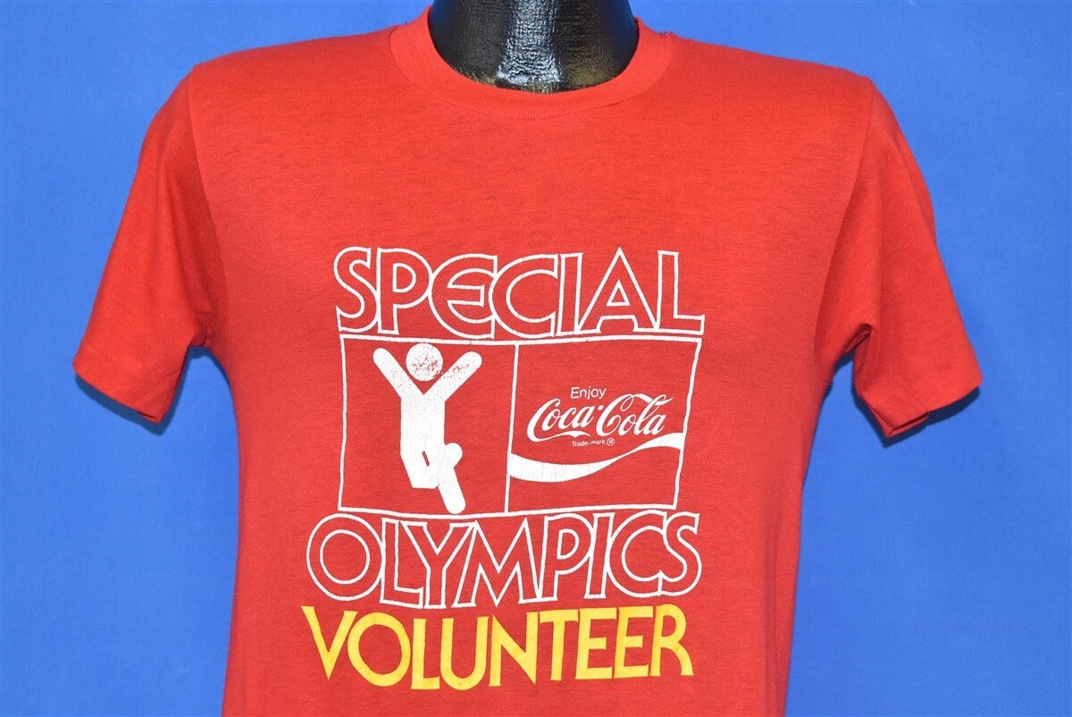 80Er Jahre Coca Cola Volunteer T-Shirt von thecaptainsvintage