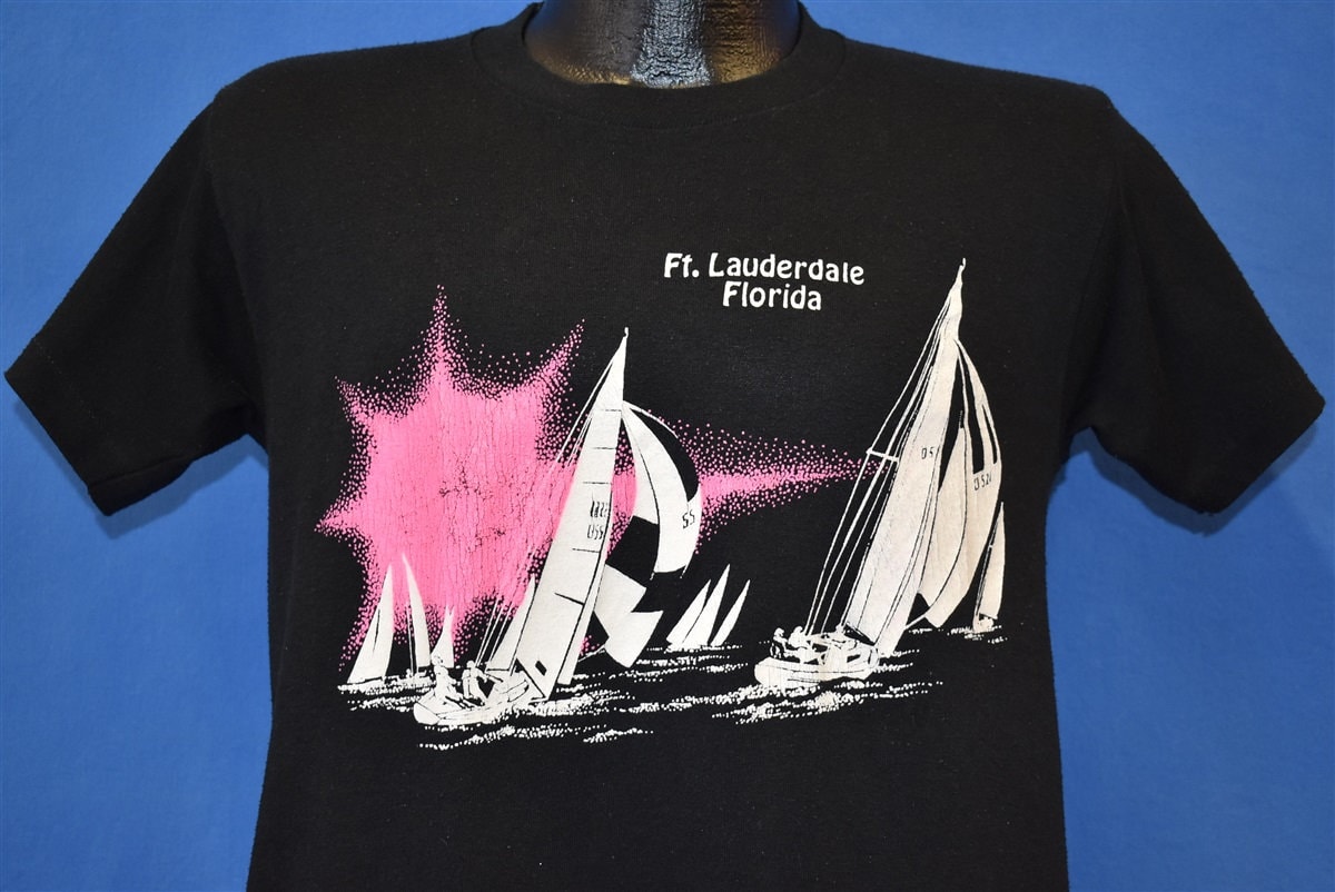 80Er Jahre Ft Lauderdale Florida Ships Tourist T-Shirt Medium 80Er Jahre Ft Lauderdale Florida Ships Tourist T-Shirt Medium von thecaptainsvintage