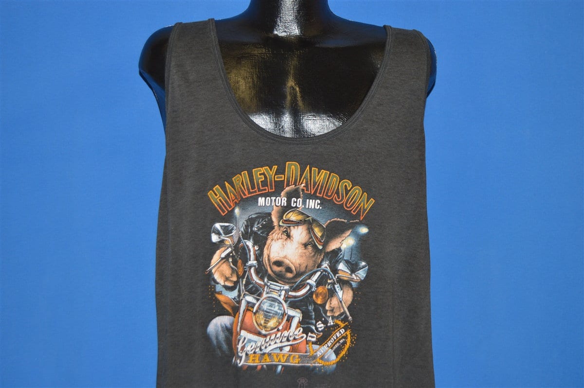 80Er Jahre Harley Davidson 3D Emblem Schwein Tank Top T-Shirt Large 80Er Jahre Harley Davidson 3D Emblem Schwein Tank Top T-Shirt Large von thecaptainsvintage