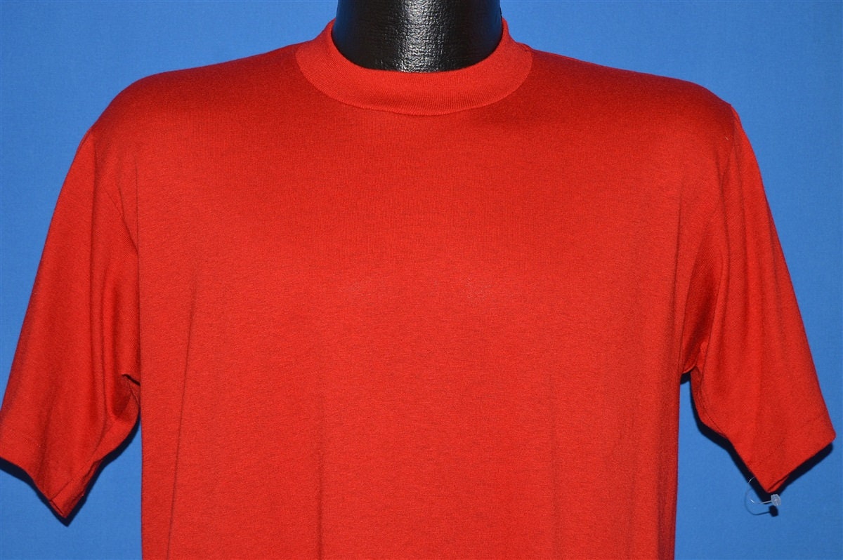 80Er Jahre Ungetragenes Blank Red Jerzees T-Shirt Medium 80Er Jahre Ungetragenes Blank Red Jerzees T-Shirt Medium von thecaptainsvintage