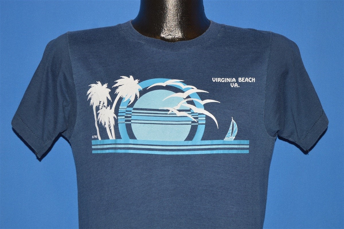 80Er Jahre Virginia Beach Segelboot Möwe T-Shirt Small 80Er Jahre Virginia Beach Segelboot Möwe T-Shirt Small von thecaptainsvintage