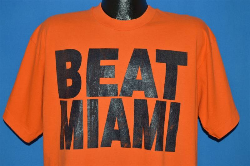 90Er Jahre Florida Gators Beat Miami T-Shirt Extra Large 90Er Jahre Florida Gators Beat Miami T-Shirt Extra Large von thecaptainsvintage