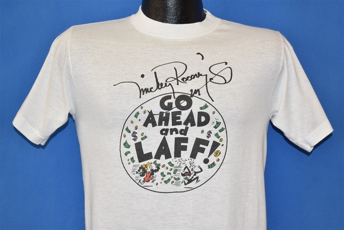 90Er Jahre Mickey Rooney Sr. "Go Ahead & Laff" T-Shirt Small." 90Er Jahre Mickey Rooney Sr. "Go Ahead & Laff" T-Shirt Small." von thecaptainsvintage