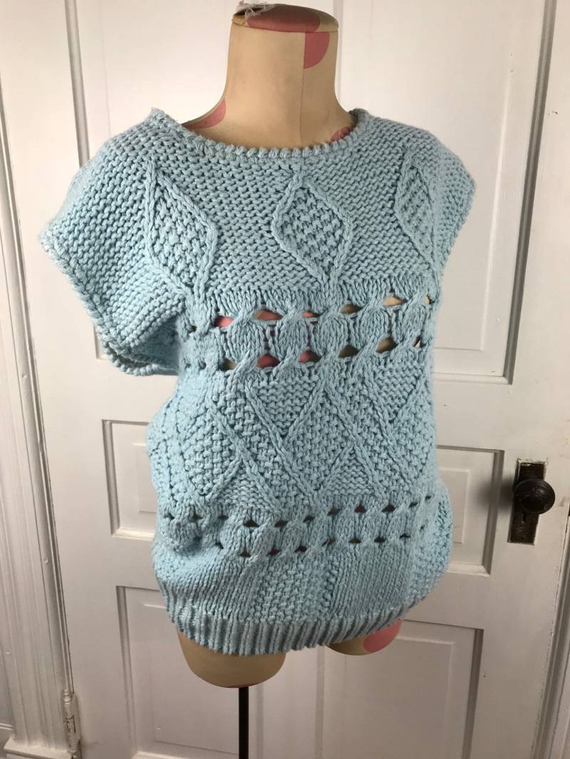 Vintage 1970Er Jahre Ära Damen Größe Medium Hellblau Gestrickte Ärmellose Pullover Weste von thecherrychic