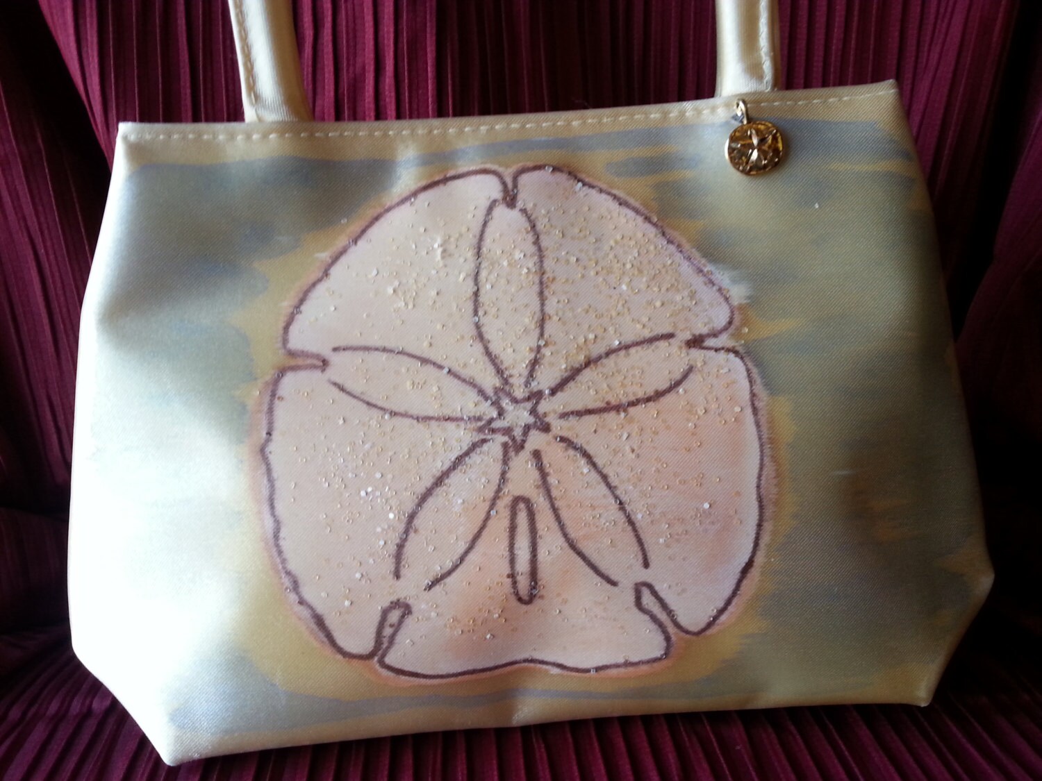 Hand Bemalt Strand Thema Sand Dollar Mini Tasche Hand Bemalt Strand Thema Sand Dollar Mini Tasche von theeclecticmuse