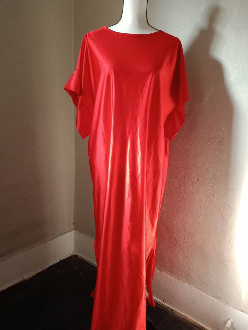 Vintage Heather Collection Hellrotes Nachthemd Echtes Polyester Made in The Usa von theehookup