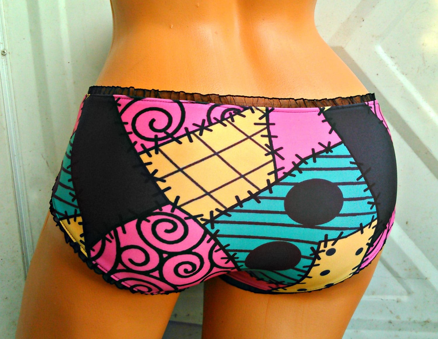 Alptraum Vor Weihnachten Sally Skellington Patchwork Höschen Dessous Ihrer Größe Und Stil Wahl von thegeekgarden