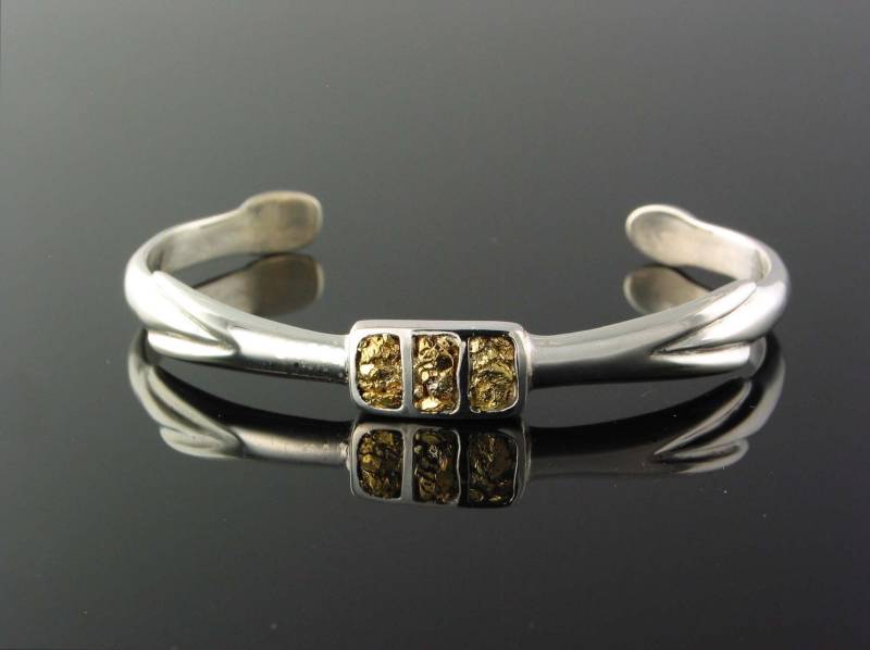 Silber-Armband Style 151 3 Panel Mit 22Kt Natural Gold Inlay von thegoldrushgallery
