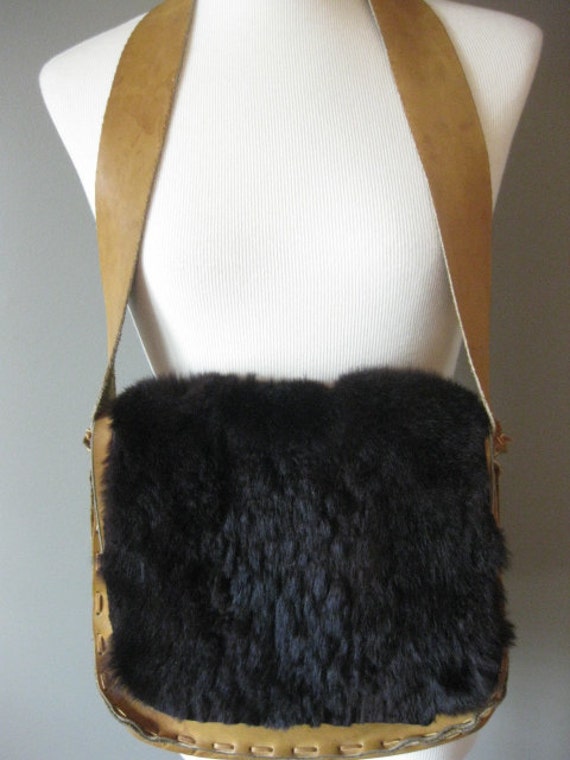 Handgemachte Vintage Hippie Hobo Tasche Mit Leder Und Fell Unikat Braun Klappe Crossover Geldbörse Handgemachte Vintage Hippie Hobo Tasche Mit Leder Und Fell Unikat Braun Klappe Crossover Geldbörse von thegypsygoat