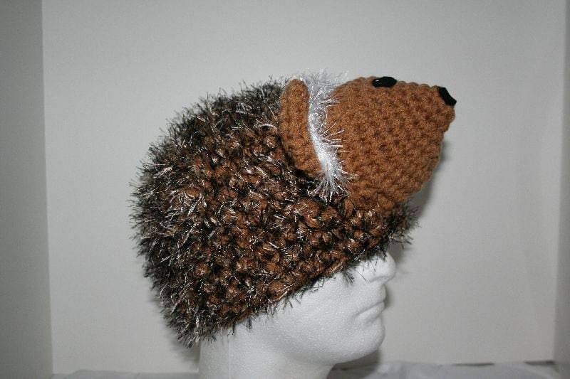 Flauschige Igel Mütze - Handgemachte Gehäkelte Wintermütze. Sehr Warm Und Einzigartig von theheadsaid