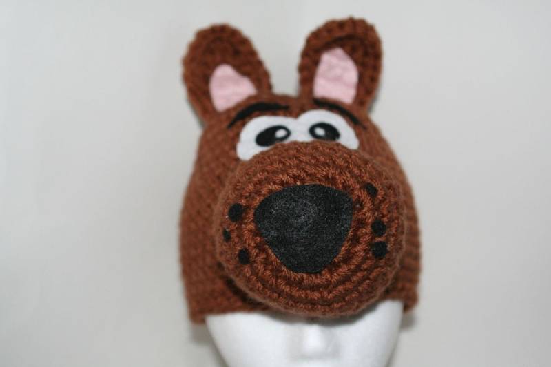 Gehäkelte Hundemütze Handgefertigte Welpenmütze in Braun von theheadsaid