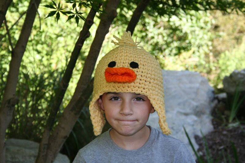 Lustige Ostern Oder Halloween Hut - Baby-Küken Mit Ohrenklappen von theheadsaid