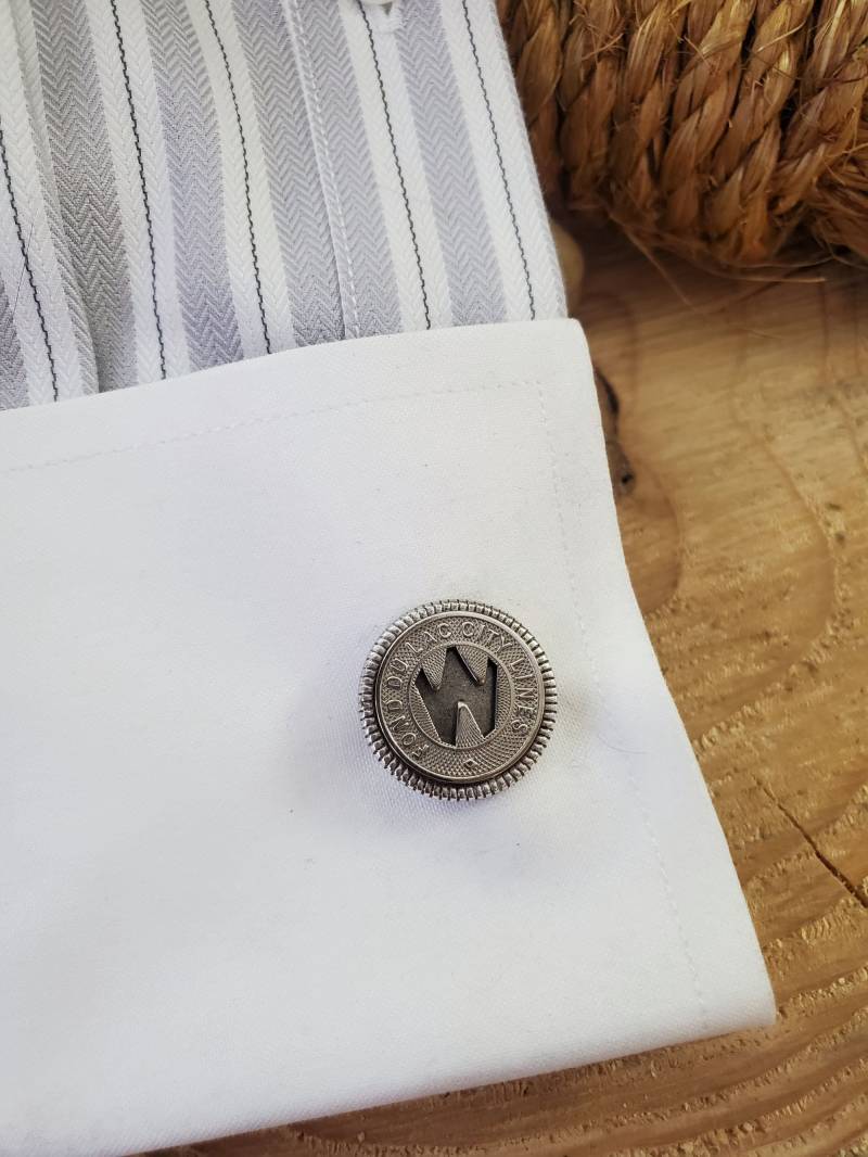 Herren Manschettenknöpfe - Transfer Token Initial W Fond Du Lac Wisconsin Mit Münzen Geschenk Für Kerl Mode Accessoires von thekeyofa