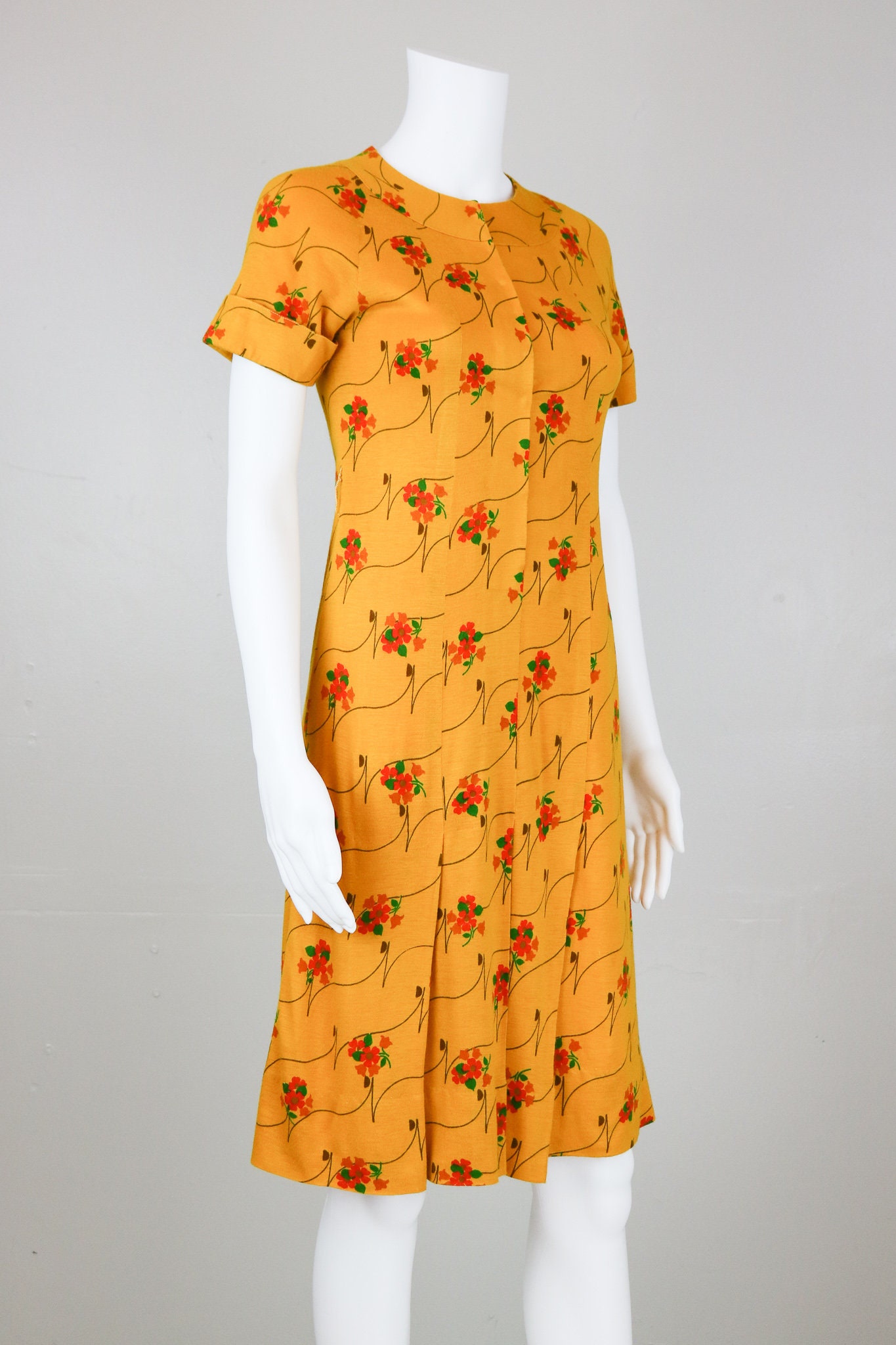 60Er Jahre Senf Und Kastanienbraun Blumen Print Herbst Kurzarm Hippy Boho Kleid 60Er Jahre Senf Und Kastanienbraun Blumen Print Herbst Kurzarm Hippy Boho Kleid von thelivingroomvintage