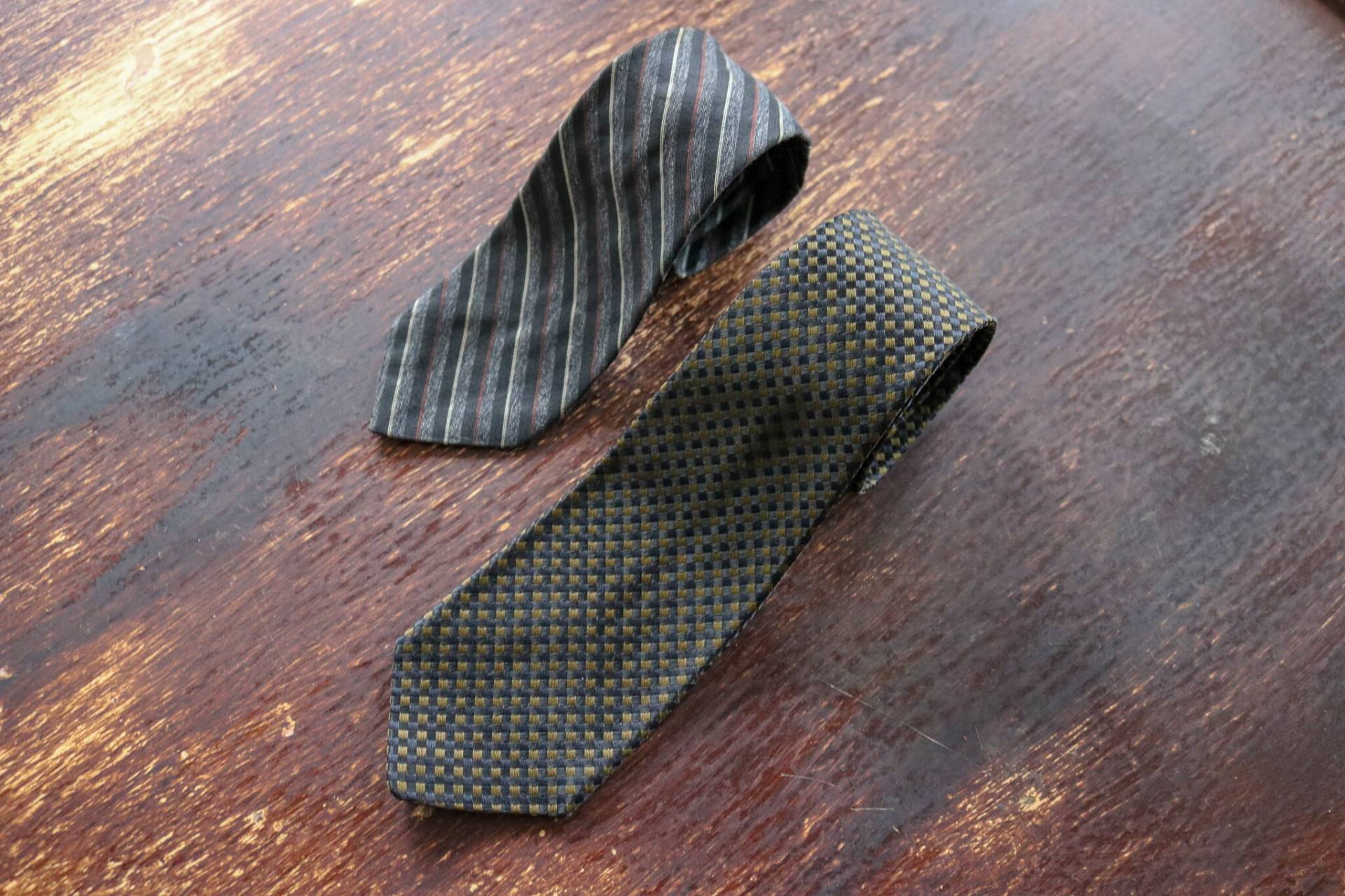 Zwei Vintage Krawatten von thelivingroomvintage