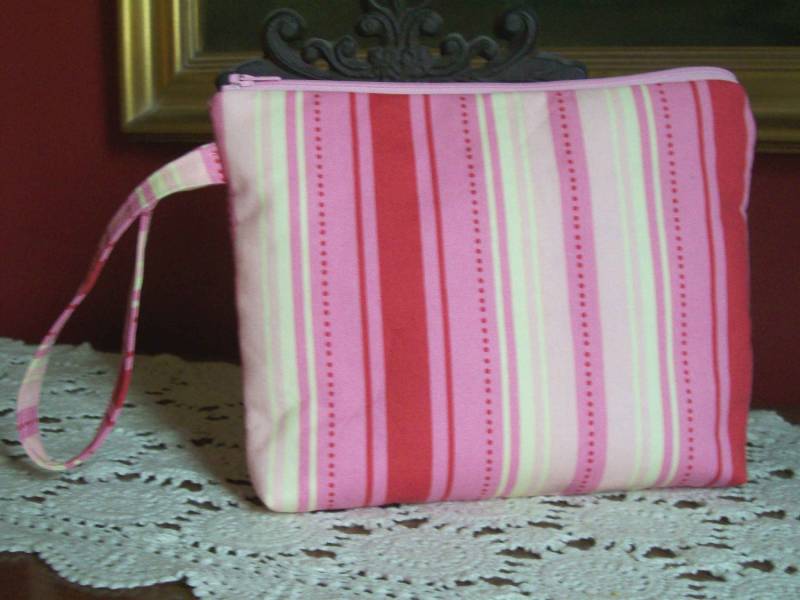 Mäppchen - Wristlet Catch All Kosmetiktasche Schmucktasche Mäppchen - Wristlet Catch All Kosmetiktasche Schmucktasche von thepainteddaisy