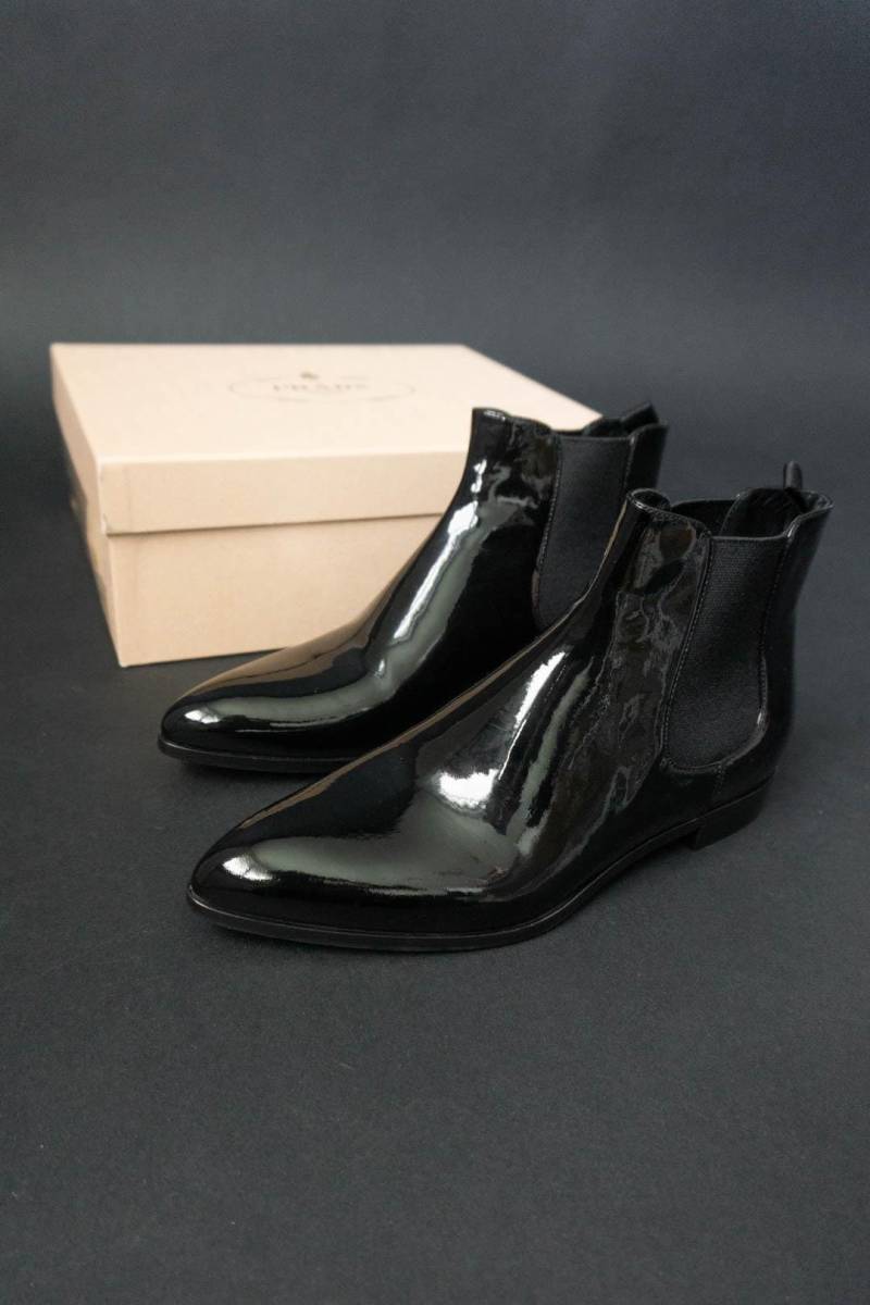 Prada Chelsea Boots Lackleder Schwarz Gr. 38 Neu Ungetragen Designer Stiefeletten Damen von theplaincircle