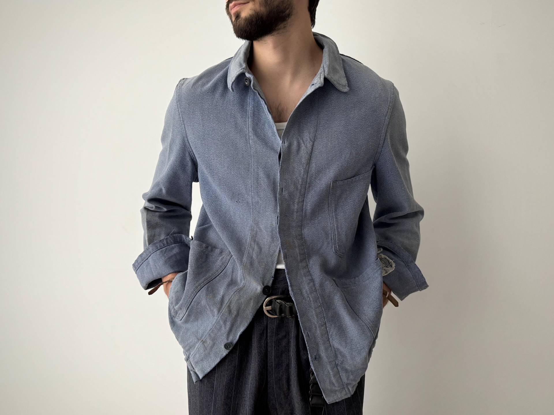 1960S Vintage Schweizer Armee Arbeit Thrashed Faded Denim Chore Jacke von thepuregarb