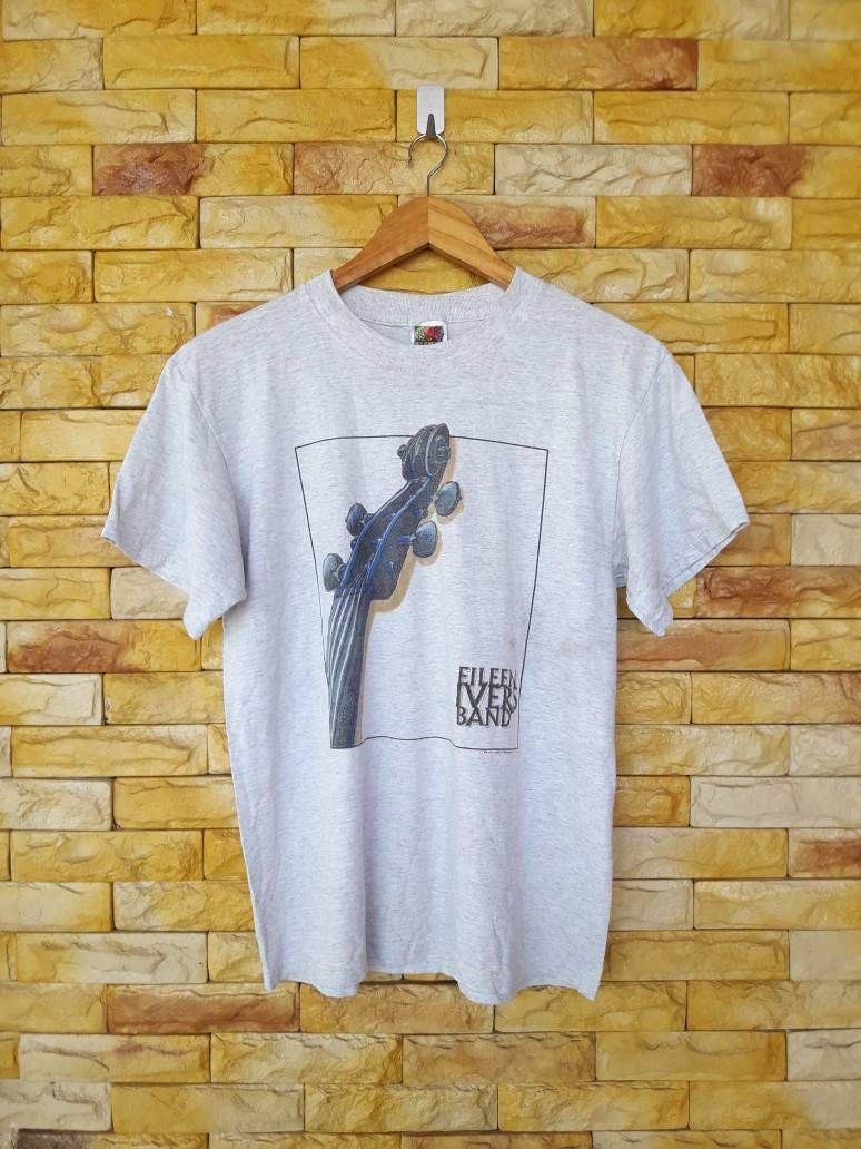 Vintage 90Er Jahre Eileen Ivers Band Promo Tour Album Tshirt Größe M Vintage 90Er Jahre Eileen Ivers Band Promo Tour Album Tshirt Größe M von thepurixvintage