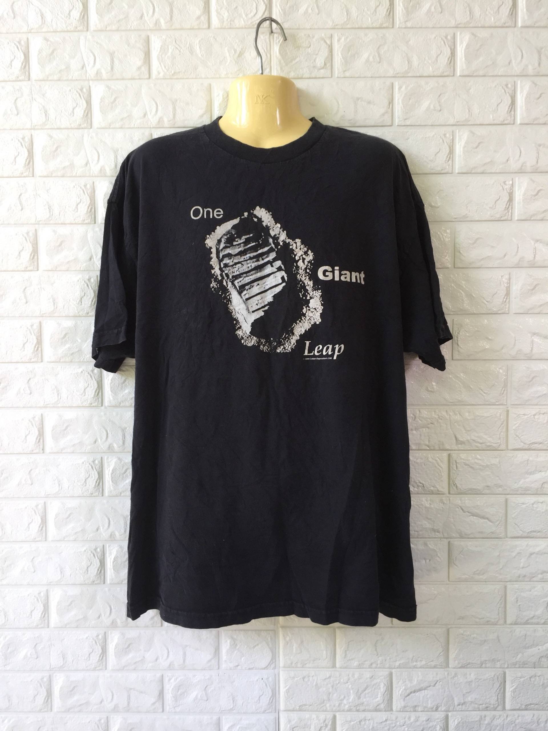 Vintage 90Er Jahre One Giant Leap Promo Tour Konzert Tshirt Größe Xxl Vintage 90Er Jahre One Giant Leap Promo Tour Konzert Tshirt Größe Xxl von thepurixvintage