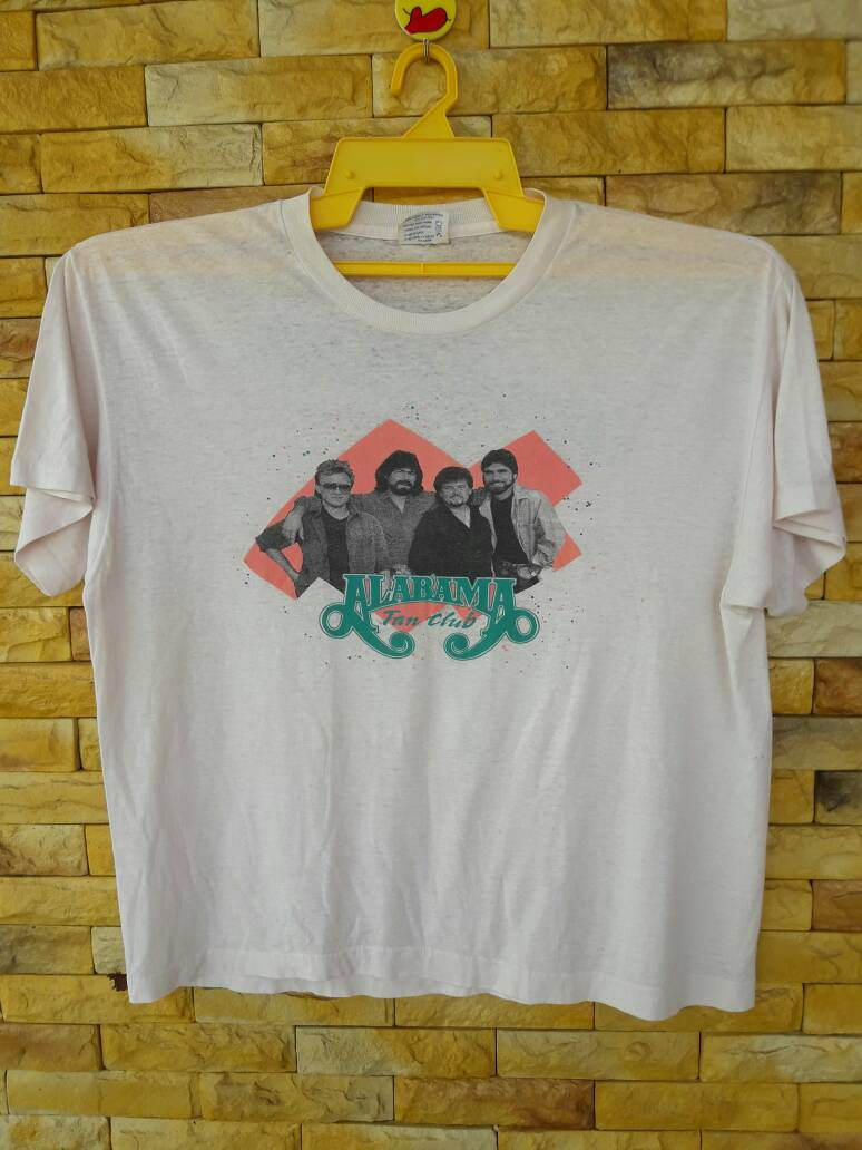 Vintage Alabama Offizielles Fans Club Mitglied Country Rock, Südrock 80Er Jahre Xx-Large Shirt Vintage Alabama Offizielles Fans Club Mitglied Country Rock, Südrock 80Er Jahre Xx-Large Shirt von thepurixvintage