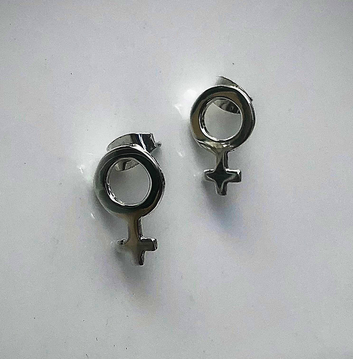 Weibliche Symbol Ohrringe, Große Ohrstecker, Womens Billigkeit Tag, Venus Frauen Empowerment Schmuck von thesilverman