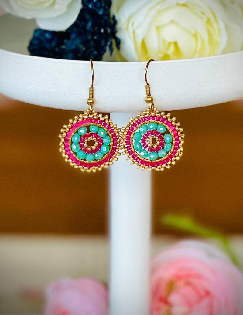 Bezaubernde Runde Ohrringe - Blau, Türkis, Schwarz, Rosa, Grün, Bunt Handgefädelt, Myjuki, Glasschliff, Swarovski Perlen, Boho, Fädelohrringe von thesoulpiecefactory