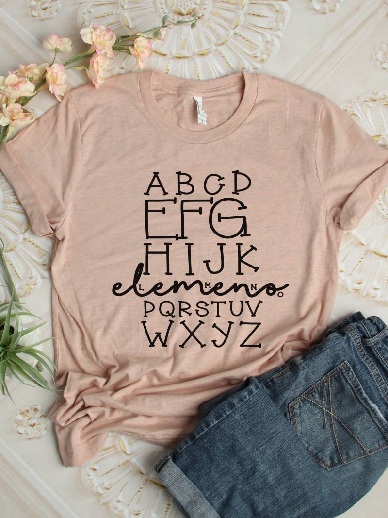 Alphabet Abc T-Shirt/Lehrer Shirt Elemeno | Lmno Grundschule Vorschule Kindergarten Haupt von theteacherhut