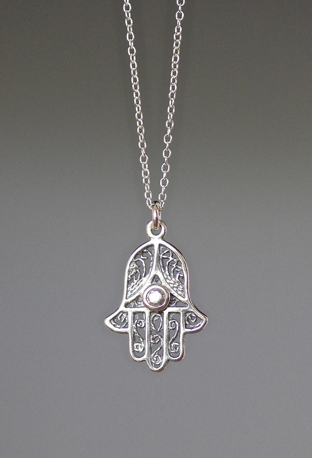 Silber Hamsa Halskette - Hand Der Fatima Anhänger Filigraner Judaica Schmuck Fledermaus Mitzwa Geschenk Silber Hamsa Halskette - Hand Der Fatima Anhänger Filigraner Judaica Schmuck Fledermaus Mitzwa Geschenk von thetimeoutcollection