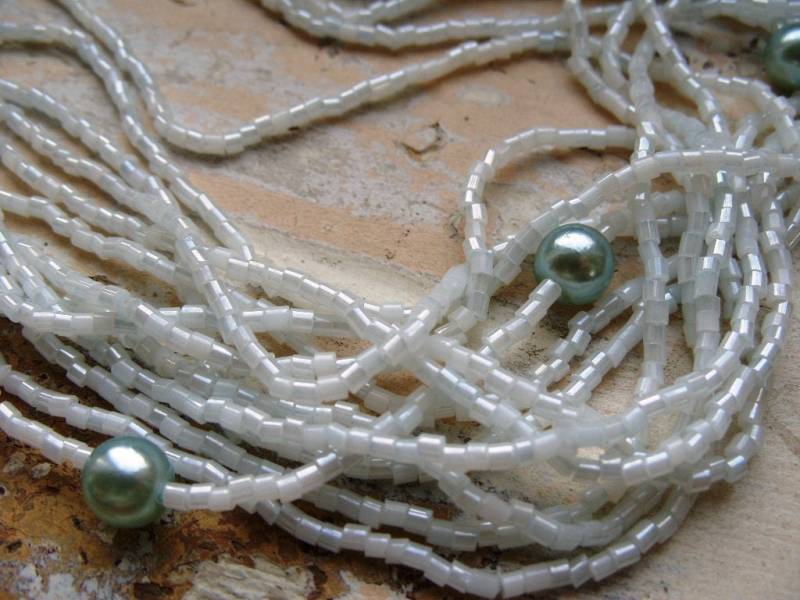 Kostenloser Versand Vintage Halskette Mit Blauen Eis Rocailles von theturniptruck