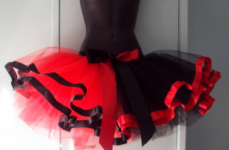 Rot Schwarz Harlekin Tutu Rock Burlesque Größe Us 4-10 U.k 6-12 von thetutustoreuk