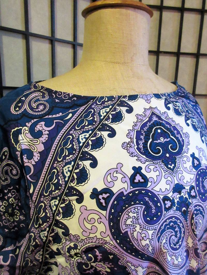 Seide Bluse, Vertuschen, Elegante Paisley Design, Talbots, Eine Größe Passt Am Meisten, Ausgezeichneter Zustand von thevintagecalliope