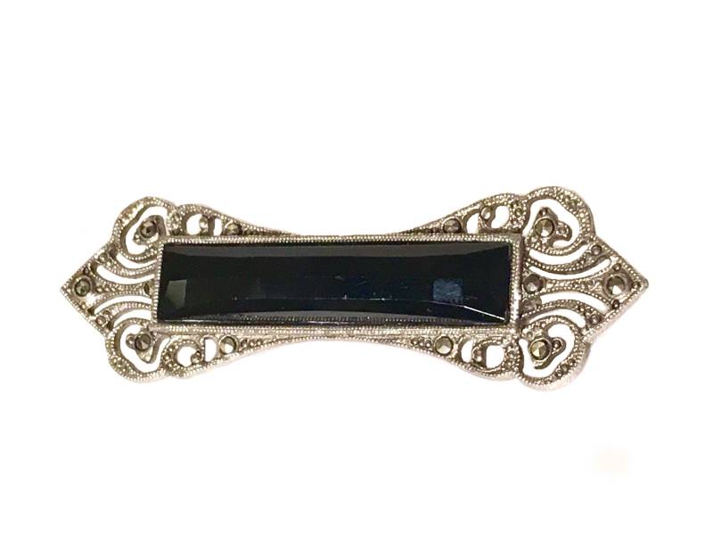 Vintage Silber Markasit & Facettierten Rechteckigen Simulierten Onyx, Ausgefallene Scrollwook Brosche/Anstecknadel von thevintagepsychic