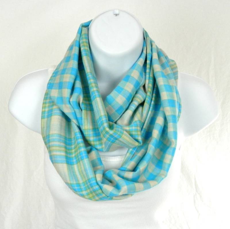 Wende-Schal in Türkis-Lindgrün & Elfenbeinfarbener Baumwollstoff Wende-Schal in Türkis-Lindgrün & Elfenbeinfarbener Baumwollstoff von thimbledoodle